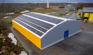 Finest-Hall Factory OÜ toodetud ja paigaldatud päikesepaneelidega PVC hall mõõtudega 35x40 m, kõrgusega 5 m Eesti Kalatootjate Keskühistule.