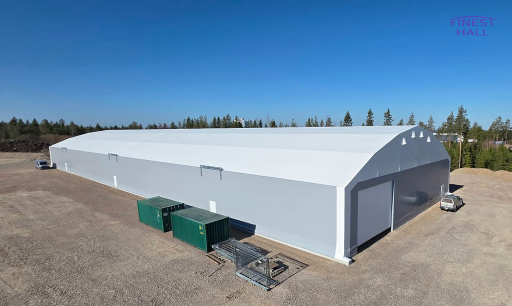 Finest-Hall Factory OÜ toodetud ja paigaldatud PVC hall mõõtudega 30x104m, kõrgusega 5,6 meetrit Lehtonen Yhtiöt Oy-le.