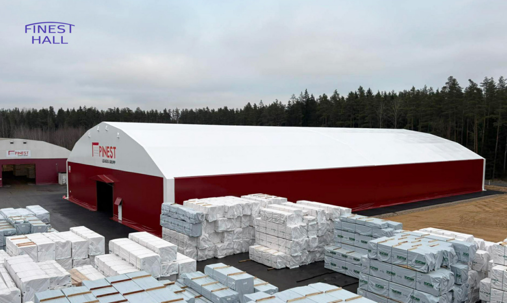 Finest-Hall Factory OÜ toodetud ja paigaldatud PVC hall mõõtudega 40x80m, kõrgusega 7 meetrit Pinest AS-le.