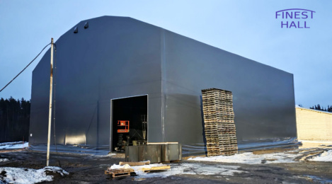 Finest-Hall Factory OÜ toodetud ja paigaldatud PVC hall mõõtudega 2x36m, kõrgusega 5,6 meetrit + varikatus mõõtudega 4x12m, kõrgusega 4 meetrit Soilfood Oy-le.
